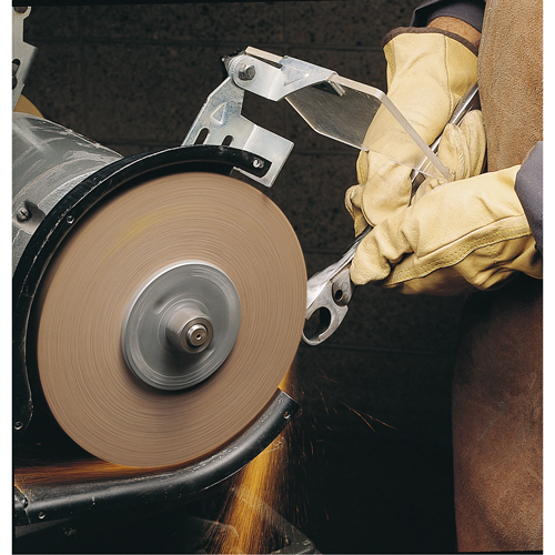 Scotch-Brite Cut & Polish Wheels, 6" Dia. x 1" W, 1" Arbor, Aluminum Oxide Oxymax Inc