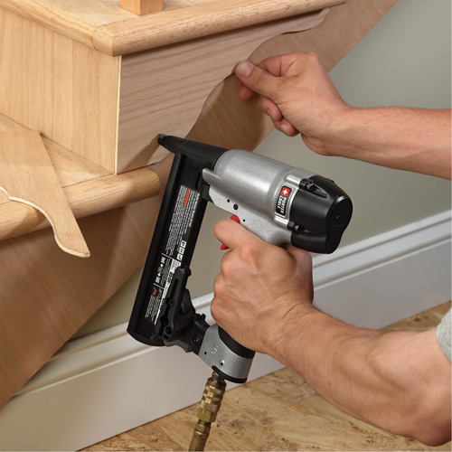 Ensemble d'agrafeuse &agrave; couronne &eacute;troite Oxymax Inc