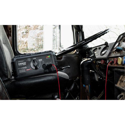 GB500+ Boost&reg; Max Jump Starter Oxymax Inc