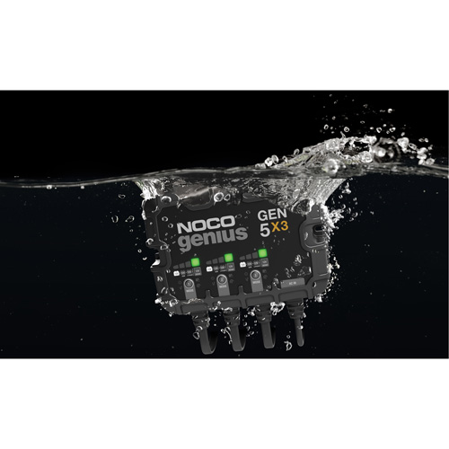 Chargeur de batterie embarqu&eacute; &agrave; 3 sorties de 15 amp&egrave;res Gen5X3 Genius Oxymax Inc