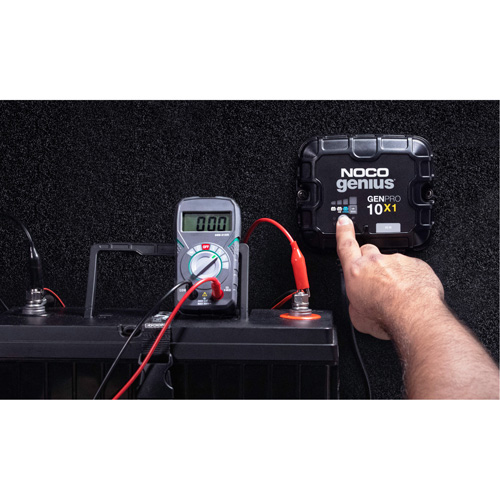Chargeur de batterie embarqu&eacute; &agrave; 1 sortie de 10 amp&egrave;res GenPro10X1 Genius Oxymax Inc