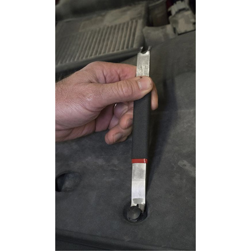 Extracteur d'agrafe &agrave; double extr&eacute;mit&eacute; Oxymax Inc