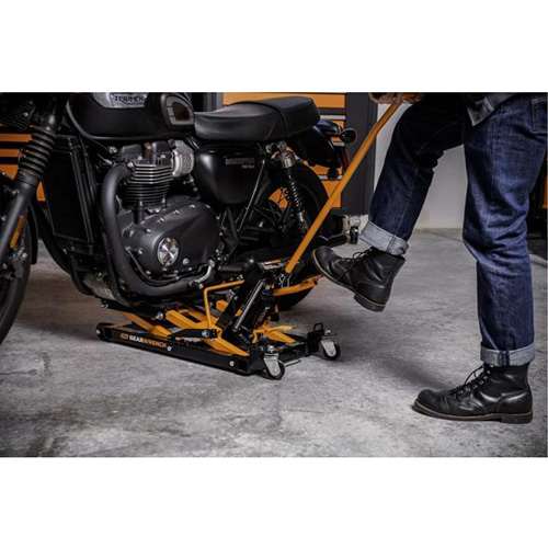 Cric pour VTT et motos, 0,75 tonnes Capacit&eacute;, 4-2/3" Abaiss&eacute;e, 14-1/2" &eacute;lev&eacute;e, Hydraulique &agrave; main Oxymax Inc