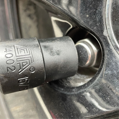 Emergency Lug Nut Remover Oxymax Inc