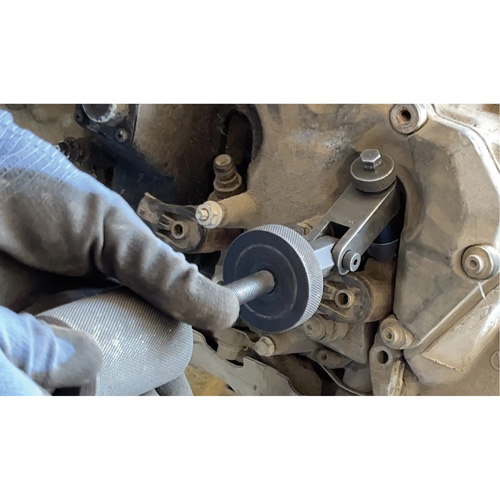 N&eacute;cessaire dextracteur dinjecteur diesel &agrave; 2 m&acirc;choires avec coffret Oxymax Inc