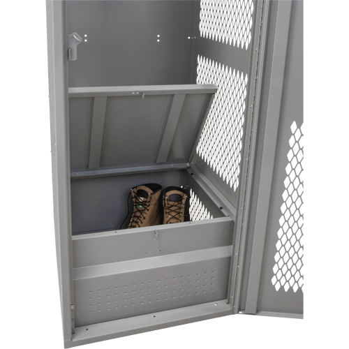 Casier pour &eacute;quipement avec porte, Acier, 24" la x 24" p x 72" h, Gris Oxymax Inc