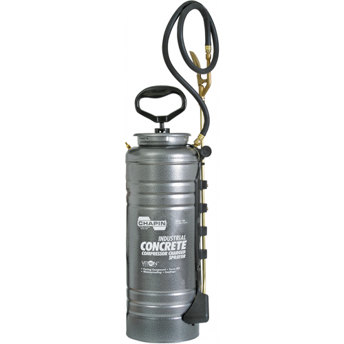 Pulv&eacute;risateurs Pump Free charg&eacute;s par compresseur, 3,5 gal. (13,25 L), Acier, Lance de 24" Oxymax Inc