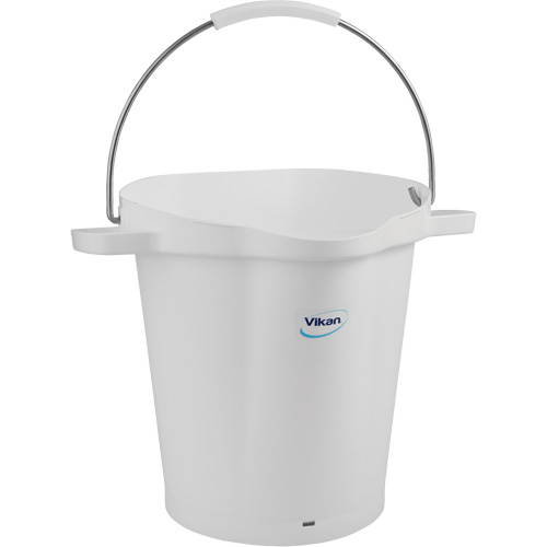 5692 Series Bucket, White, 5 US gal. Oxymax Inc