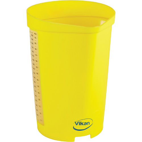 Cruche gradu&eacute;e, Plastique, Jaune, 65 oz Oxymax Inc