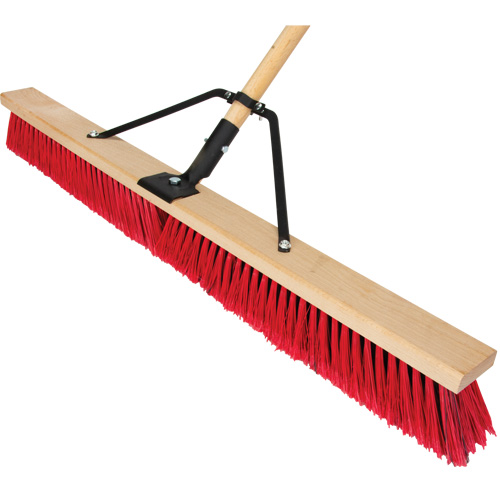 Balai-brosse &agrave; manche renforc&eacute;, 36", Moyen, Soies PVC Oxymax Inc