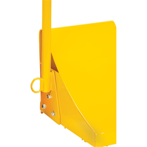Ice Chock with Ergonomic Handle, Steel, Yellow, 8-1/16" W x 10-5/8" D x 8-13/16" H Oxymax Inc