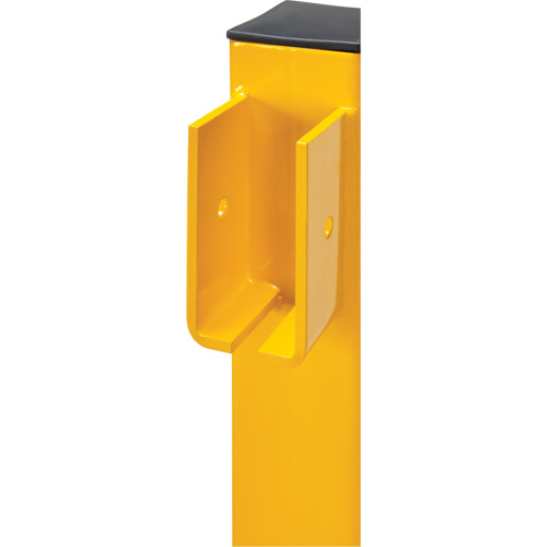Poteau de coin pour garde-corps l&eacute;gers, Acier, 42" h, Jaune s&eacute;curit&eacute; OSHA Oxymax Inc