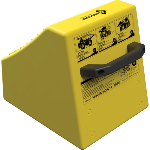 Cale de roue ultra-robuste pour l'exploitation mini&egrave;re Checkers Safety sans support, PEHD, Jaune, 14-1/2" la x 17-1/2" p x 16" h Oxymax Inc