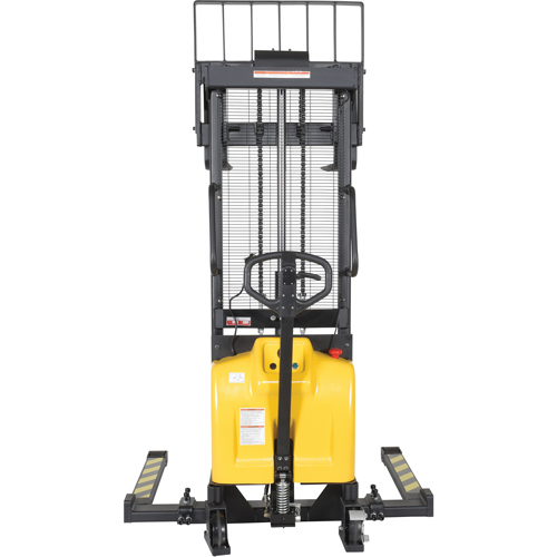Gerbeur pour chariot &eacute;l&eacute;vateur, Fonctionnement &eacute;lectrique, Capacit&eacute; 2000 lb, Lev&eacute;e max 63" Oxymax Inc