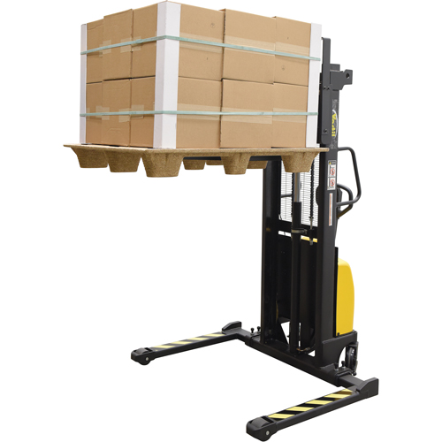 Gerbeur pour chariot &eacute;l&eacute;vateur, Fonctionnement &eacute;lectrique, Capacit&eacute; 2000 lb, Lev&eacute;e max 63" Oxymax Inc