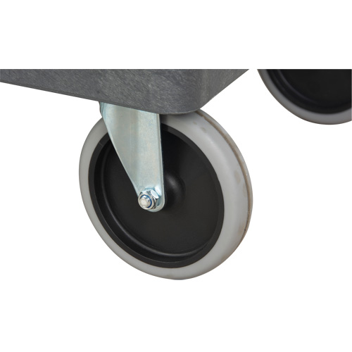 Chariot utilitaire pour l'entretien, 2 tiers, 16-1/2" x 32-1/2" x 34-1/2", Capacit&eacute; 550 lb Oxymax Inc