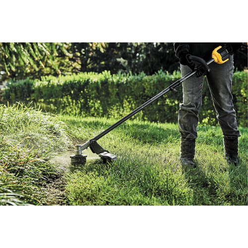 Max* Cordless Brushless Attachment-Capable String Trimmer, 17", Battery Powered, 60 V Oxymax Inc