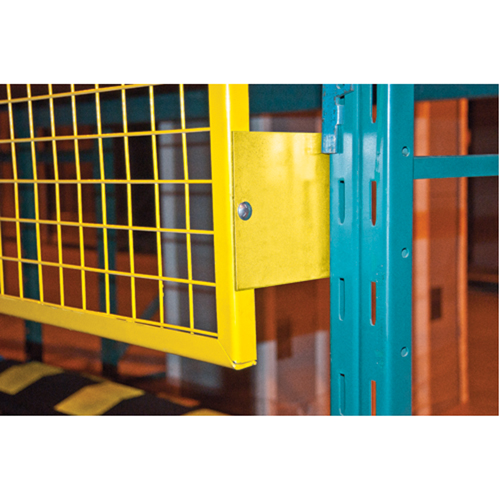 Grilles de protection arri&egrave;re pour palettier, 96" la x 48" h, Ferrures de 6" Oxymax Inc