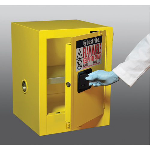 Armoire de s&eacute;curit&eacute; de comptoir pour produits inflammables EX Sure-Grip, 4 gal., 1 Porte(s), 17" La x 22" h x 17" p Oxymax Inc