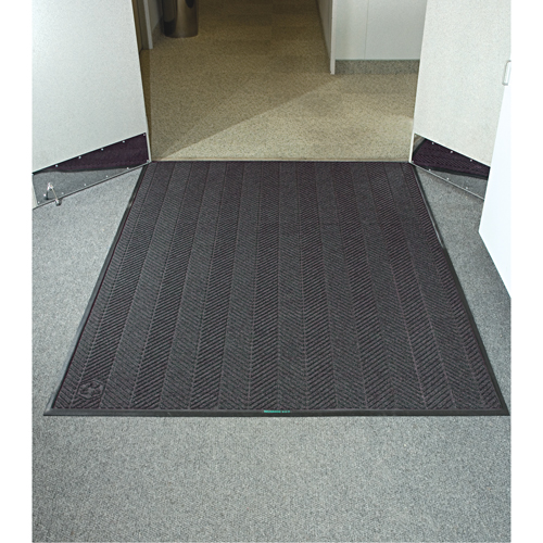 Tapis Waterhog Eco Elite, Essuie-pieds/grattoir, 6' x 20' x 3/8", Cendre grise Oxymax Inc