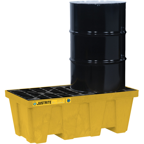 EcoPolyBlend Spill Control Pallets - With Drain, 66 US gal. Spill Capacity, 49" x 25" x 18" Oxymax Inc