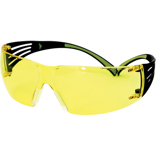 Lunettes de s&eacute;curit&eacute; SecureFit s&eacute;rie 400, Lentille Ambr&eacute;e, Antibu&eacute;e/Anti-&eacute;gratignures, ANSI Z87+/R&eacute;pond ou surpasse la norme CSA Z94.3 Oxymax Inc