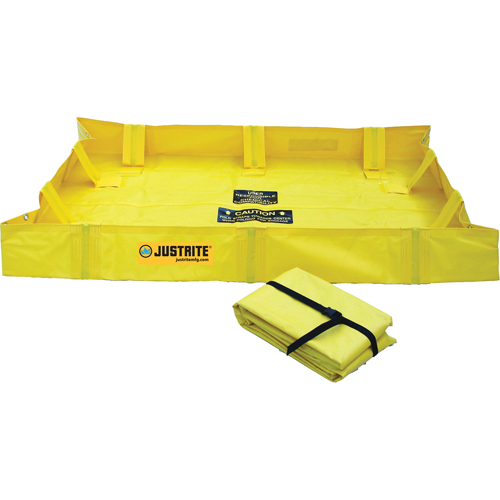 QuickBerm&reg; Lite Containment Berm, 79 gal. Capacity, 4' W x 4' L x 8" H, Snap-Up Bracket Oxymax Inc