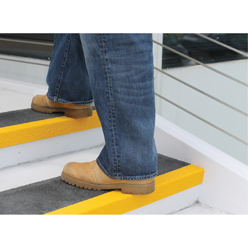 Safestep&reg; Anti-Slip Step Cover, 13.5" W x 32" L, Black & Yellow Oxymax Inc