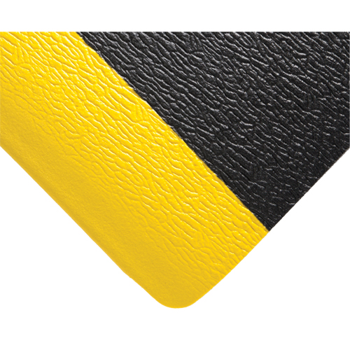 Tapis Deluxe Soft Step No 444, Rugueux, 3' x 5' x 5/8", Noir/Jaune, &eacute;ponge en PVC Oxymax Inc