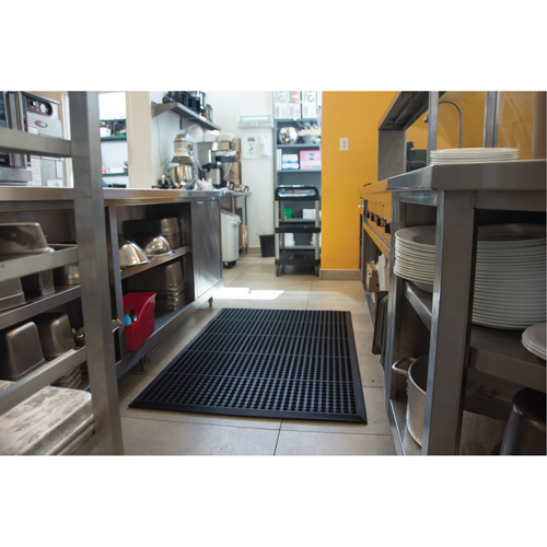 Anti-Fatigue Matting, Slotted, 3' x 5' x 7/8", Black, Natural Rubber Oxymax Inc