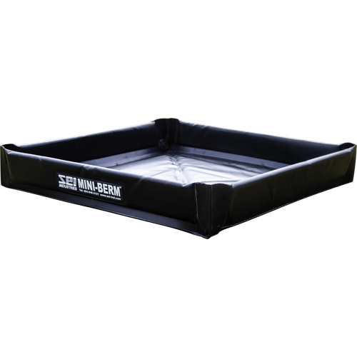 Berme de confinement robuste Mini Berm avec Chem-Shield de 30 oz, Capacit&eacute; 20 gal. US, 3' la x 3' lo x 4" h Oxymax Inc