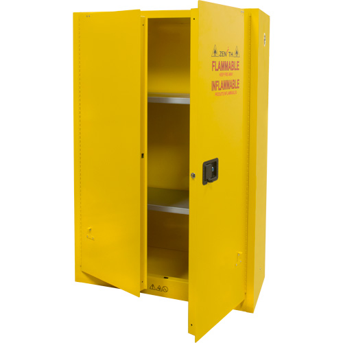 Armoire pour produits inflammables, 45 gal., 2 Porte(s), 43" La x 65" h x 18" p Oxymax Inc
