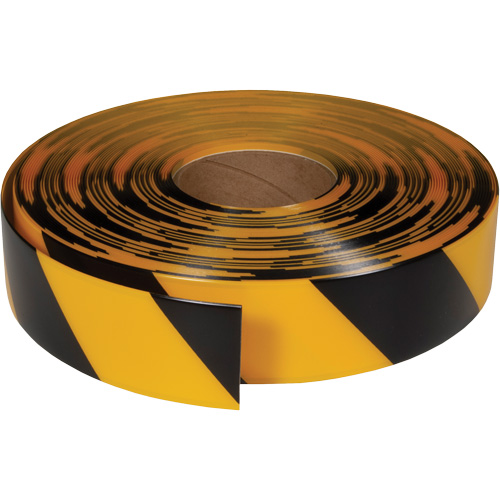 Ruban de marquage tr&egrave;s r&eacute;sistant pour plancher ArmorStripe, 2" x 100', PVC, Noir et jaune Oxymax Inc