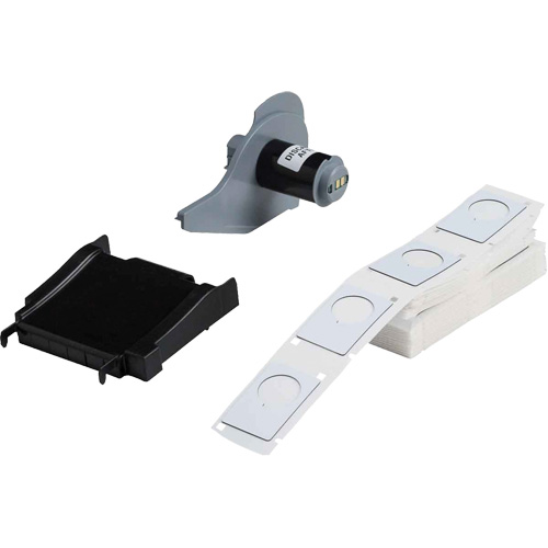 &eacute;tiquettes sur&eacute;lev&eacute;s pour panneaux, Polyester, 1,2" lo x 1,9" h, Blanc Oxymax Inc