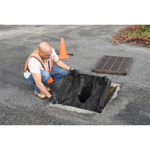 Bac de r&eacute;tention carr&eacute; Ultra-Drain Guard avec orifice de trop-plein, Huile & s&eacute;diments, 16" - 28" lo x 20" - 36" la Oxymax Inc