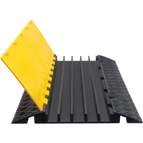 Protecteur de c&acirc;bles en polyur&eacute;thane, 5 canaux, 35,43" lo x 19,69" la x 2" h Oxymax Inc