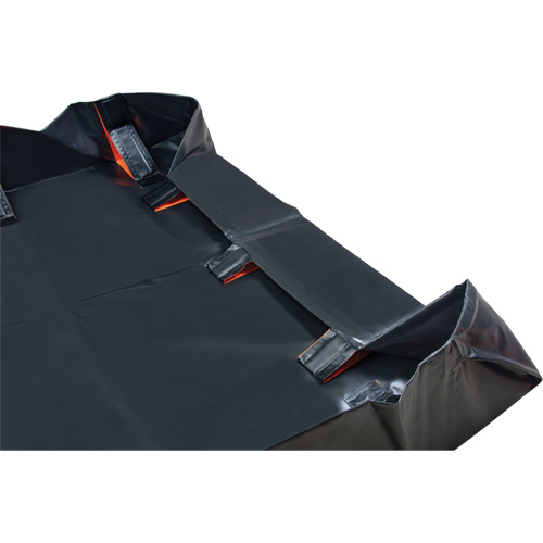 Berme d&eacute;ployable &agrave; mur IBX, Capacit&eacute; 2244 gal. US, 12' la x 25' lo x 12" h, Support &agrave; encliqueter Oxymax Inc