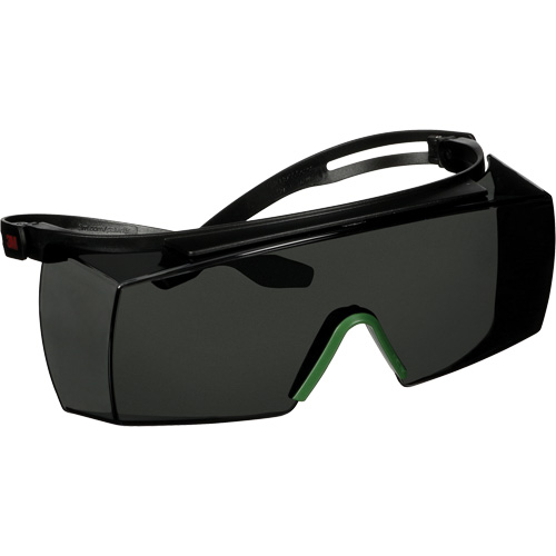 Lunettes de s&eacute;curit&eacute; SecureFit s&eacute;rie 3700 SF3730AS-BLK, Lentille Gris/IR 3.0, Anti-&eacute;gratignures, ANSI Z87+/R&eacute;pond ou surpasse la norme CSA Z94.3 Oxymax Inc