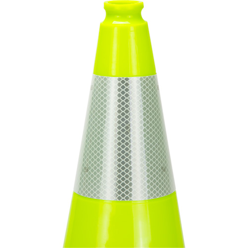 C&ocirc;ne de signalisation de premi&egrave;re qualit&eacute;, 18", Vert lime, Bande(s) r&eacute;fl&eacute;chissante(s) 6" Oxymax Inc