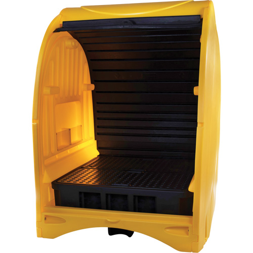 Palette contre les d&eacute;versements &agrave; couvercle dur pour 4 barils, 68,11" lo x 61,61" la x 83,07" h, Capacit&eacute; de charge 1433 lb Oxymax Inc