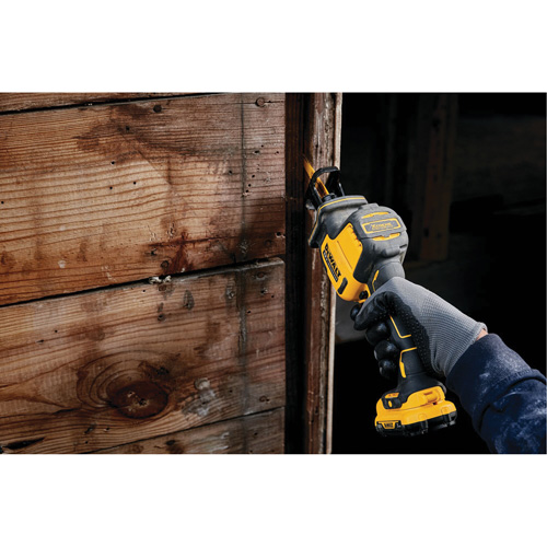Max* Cordless Reciprocating Saw (Tool Only), 12 V, Lithium-Ion Battery, 0-2800 SPM Oxymax Inc