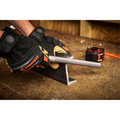 Lime &agrave; taille crois&eacute;e avec poign&eacute;e verte, Demi-ronde, 8", B&acirc;tarde Oxymax Inc