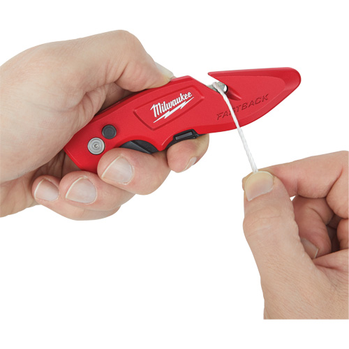 Couteau utilitaire rabattable Fastback, 2" lame, lame en Acier au carbone, poign&eacute;e en M&eacute;tal Oxymax Inc