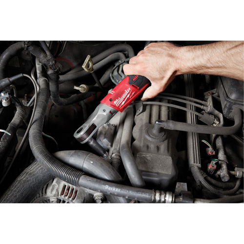 Trousse d'outil &agrave; cliquet &agrave; 2 piles M12 Fuel Oxymax Inc