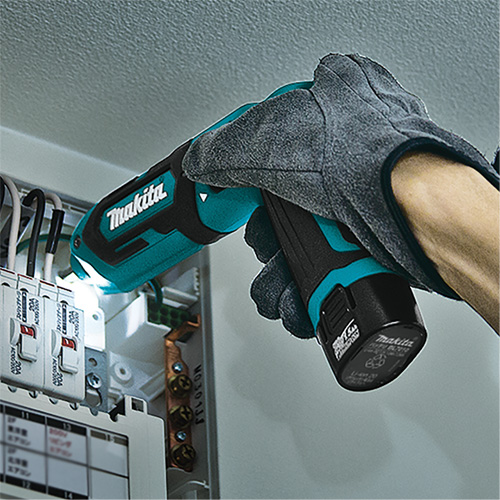 Impact Driver Kit, 1/4", 220 in-lbs Max. Torque, 7.2 V, Lithium-Ion Oxymax Inc