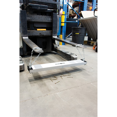 Magnetic Yard Sweepers, 36" W Oxymax Inc