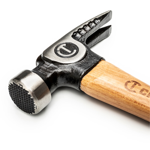 Marteau de charpente &agrave; face meul&eacute;e, 22 oz, Prise en Bois, 18" lo Oxymax Inc