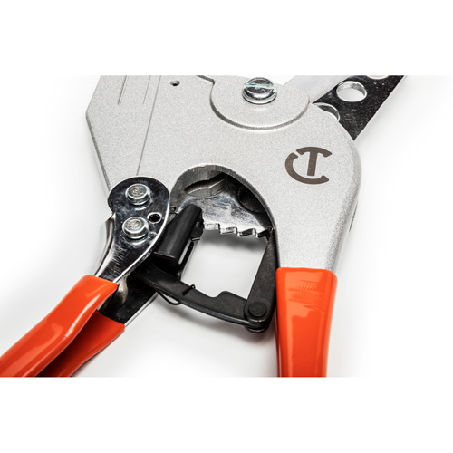 Ratcheting PVC Pipe Cutter with Dipped Grips, 1/4"- 2-3/8" Capacity Oxymax Inc