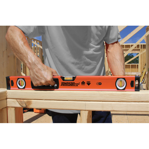 Niveau avec embouts de protection, Boîte, 2' lo, Aluminium, 3, Non magn&eacute;tique Oxymax Inc