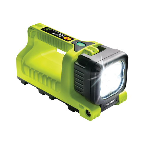 Lantern, LED, 588 Lumens, C Batteries Oxymax Inc